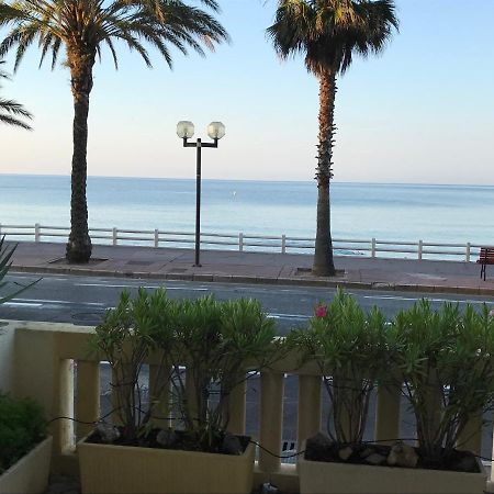 Plage du Midi Cannes Extérieur photo